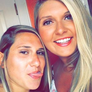 Meet your Posher, Myra